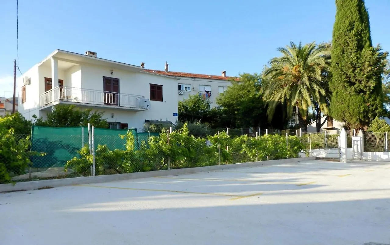 Apartment Romeo Trogir 0*,  Kroatien